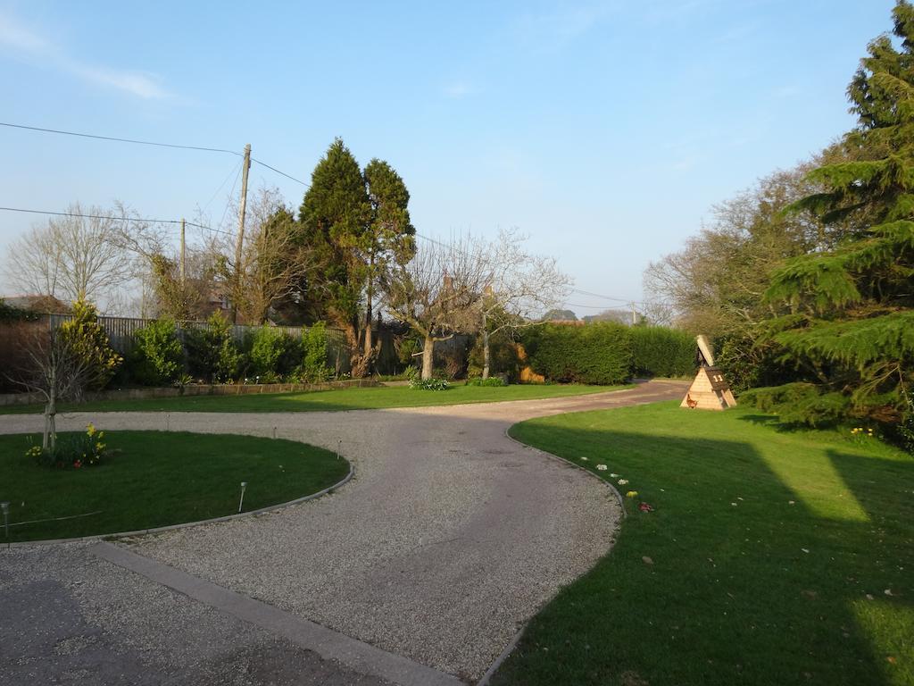 Bed and Breakfast Hunters Croft Sway Екстер'єр фото