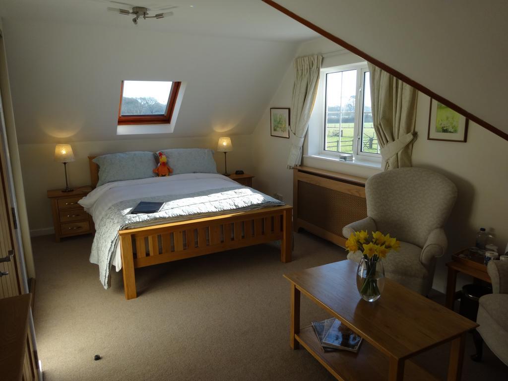 Bed and Breakfast Hunters Croft Sway Екстер'єр фото